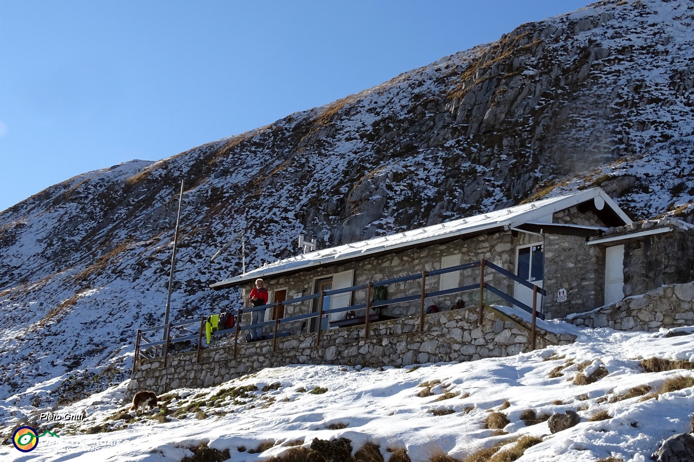73 Bivacco Mistri (1790 m) del Gruppo Camos di Gorno.JPG -                                